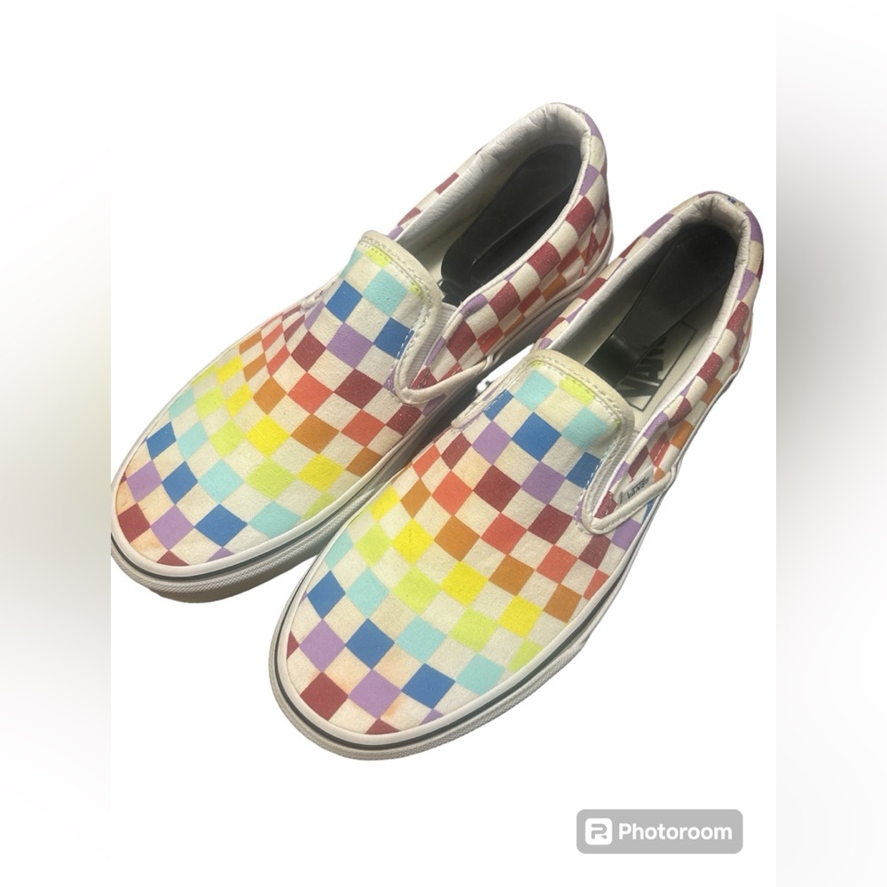 Vans Rainbow Checkered Slip Ons Mens Size 6.5 Woman’s 8